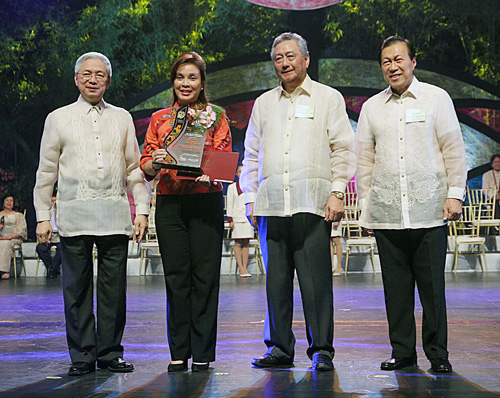 Legarda Hailed as Distinguished UP Alumna