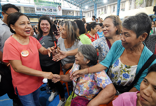 Villar at Isla Puting Bato